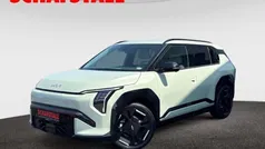 Gruen ((ag3) aventurin grün met) Gebraucht 2024 Kia EV3 Comfort SUV | 41.979 € (Superpreis)