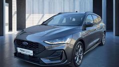 Magneticgrau Gebraucht 2024 Ford Focus ST-Line X Kombi | 25.590 € (Guter Preis)
