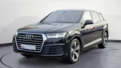 Schwarz Gebraucht 2016 Audi Q7 Ambiente SUV | 34.730 € (Fairer Preis)