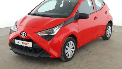 Gebraucht Toyota Aygo 72 PS (52 kW) 2020 Rot Kleinwagen