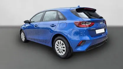Blue flame metallic Neu 2025 Kia Ceed Vision Kleinwagen | 23.790 € (Fairer Preis)
