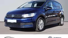 Gebraucht 2024 VW Touran Comfortline Van / Kleinbus | 33.380 € (Fairer Preis)
