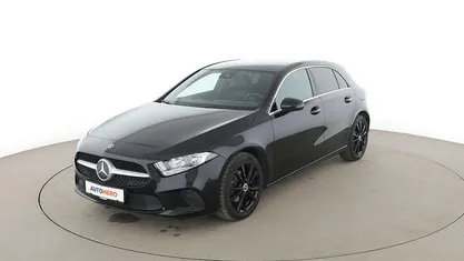Gebraucht Mercedes A180 116 PS (85 kW) 2019 Schwarz Limousine