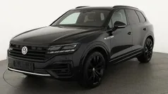 Deep black perleffekt Gebraucht 2020 VW Touareg R-line SUV | 48.445 € (Fairer Preis)
