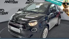 Gebraucht 2025 Fiat 500e Red Limousine | 22.990 € (Fairer Preis)