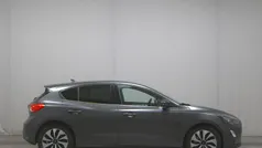 Grau Gebraucht 2020 Ford Focus Cool & Connect Limousine | 13.580 € (Superpreis)