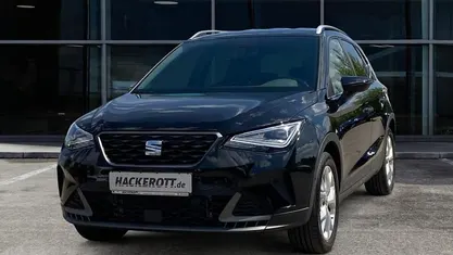 Schwarz Gebraucht 2024 Seat Arona FR SUV | 20.450 € (Fairer Preis)