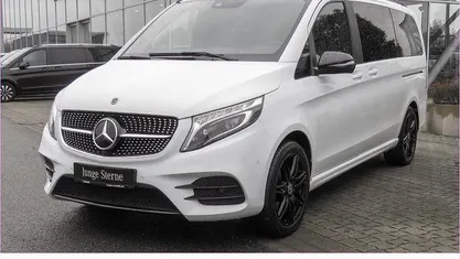 Gebraucht 2020 Mercedes V250 AMG Van / Kleinbus | 47.950 € (Fairer Preis)