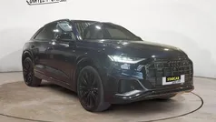 Gebraucht 2023 Audi Q8 Business SUV | 92.770 €