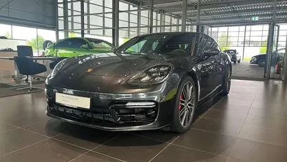 Vulkangraumetallic Gebraucht 2020 Porsche Panamera Sport Turismo Kombi | 74.900 € (Fairer Preis)