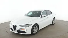Weiß Gebraucht 2017 Alfa Romeo Giulia Super Limousine | 17.390 € (Guter Preis)