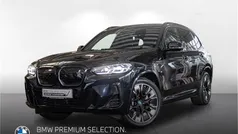 Schwarz Gebraucht 2022 BMW iX3 Performance SUV | 38.200 € (Fairer Preis)