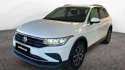Gebraucht VW Tiguan Life 150 PS (110 kW) 2022 Pure white SUV