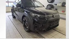 Deep black perleffekt Gebraucht 2025 VW Tiguan R-line SUV | 39.990 € (Guter Preis)