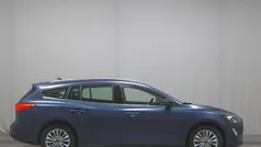 Blau Gebraucht 2021 Ford Focus Titanium Kombi | 14.480 € (Guter Preis)