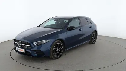 Second-hand Mercedes A250 AMG line 102 CP (75 kW) 2021 Albastru Berlinǎ