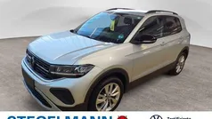 Reflexsilber metallic Gebraucht 2025 VW T-Cross Goal SUV | 25.990 € (Guter Preis)