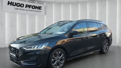 Gebraucht Ford Focus ST-Line 115 PS (84 kW) 2023 Schwarz Kombi