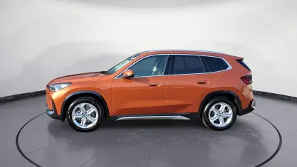 Usado BMW X1 Sport Line 156 HP (114 kW) 2025 Laranja SUV