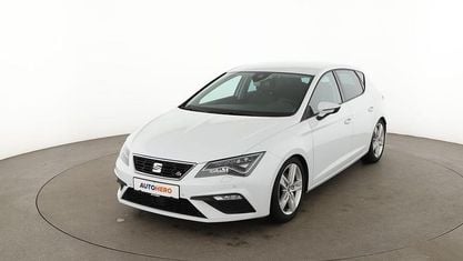 Używany Seat Leon FR 150 KM (110 kW) 2019 Biały Sedan/Limuzyna