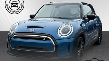 Gebraucht Mini Cooper SE 135 kW (184 PS) 2023 Blau Kleinwagen
