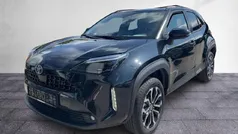 Black mica / ink Neu 2024 Toyota Yaris Hybrid Team SUV | 29.390 € (Guter Preis)