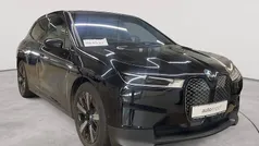 Saphirschwarz metallic Gebraucht 2022 BMW iX Shadowline SUV | 55.290 € (Fairer Preis)