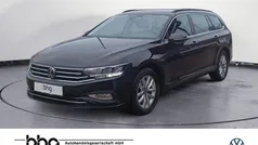 Schwarz Gebraucht 2022 VW Passat Business Kombi | 24.360 € (Guter Preis)