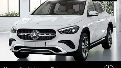 Weiß Gebraucht 2025 Mercedes GLA220 Progressive SUV | 46.490 € (Fairer Preis)