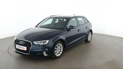 Gebraucht Audi A3 Sport 116 PS (85 kW) 2019 Blau Limousine