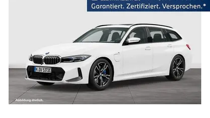 Gebraucht 2024 BMW 330e M Sport Kombi | 47.740 € (Guter Preis)
