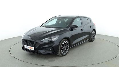 Używany Ford Focus ST-Line X 155 KM (114 kW) 2021 Czarny Sedan/Limuzyna