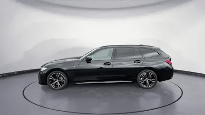 Gebraucht BMW 320 M Sport 190 PS (139 kW) 2024 Schwarz Kombi