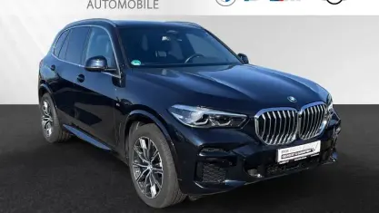 Gebraucht BMW X5 M Sport 352 PS (258 kW) 2023 Carbonschwarz metallic SUV