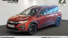 Gebraucht 2024 Dacia Jogger Extreme Van / Kleinbus | 22.210 € (Fairer Preis)