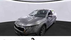 Grau Gebraucht 2023 Skoda Octavia Style Kombi | 28.777 € (Fairer Preis)