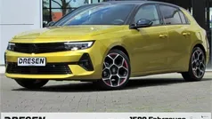 Gelb Gebraucht 2022 Opel Astra GS Line Limousine | 23.790 € (Fairer Preis)