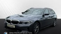 Gebraucht 2022 BMW 320 Sport Line Kombi | 36.298 € (Fairer Preis)