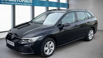 Gebraucht VW Golf VIII Life 110 PS (80 kW) 2024 Schwarz Kombi