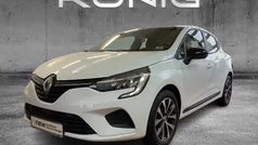 Weiß Gebraucht 2023 Renault Clio V Equilibre Limousine | 14.777 € (Fairer Preis)