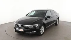 Schwarz Gebraucht 2018 VW Passat Comfortline Limousine | 21.850 € (Fairer Preis)