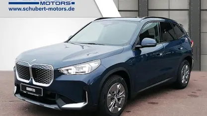 Nouă BMW iX1 Performance 150 kW (204 CP) 2025 Albastru SUV