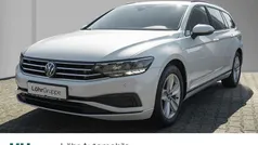 Weiß Gebraucht 2022 VW Passat Basis Kombi | 24.480 € (Fairer Preis)