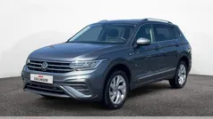 Grau Gebraucht 2024 VW Tiguan Allspace S SUV | 42.945 € (Fairer Preis)