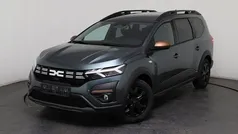 Grün, zeder grün metallic Neu 2025 Dacia Jogger Extreme Kombi | 26.040 € (Fairer Preis)