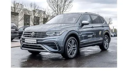 Platinum grey Gebraucht 2023 VW Tiguan Allspace Elegance SUV | 37.990 € (Fairer Preis)