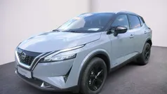 Ceramic grey / black Gebraucht 2024 Nissan Qashqai Black Edition SUV | 32.900 € (Superpreis)