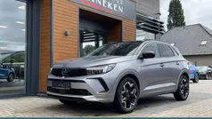 Grau Gebraucht 2024 Opel Grandland X Ultimate SUV | 26.850 € (Fairer Preis)