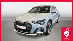 Grau Gebraucht 2024 Audi A3 Ambiente Limousine | 35.420 € (Fairer Preis)