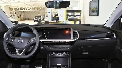 Gebraucht Opel Grandland X GSe 200 PS (147 kW) 2022 Jade weiss/arktis weiss SUV